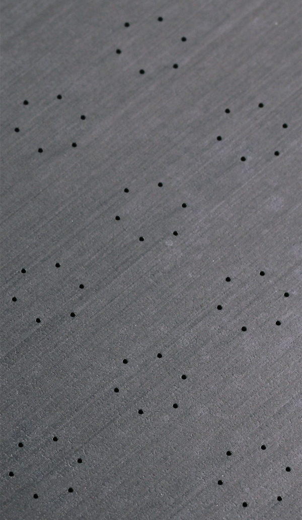 ACC211_ACC559_zoom_0.5mm_holes_600 ACC211_ACC559_zoom_0.5mm_holes_600