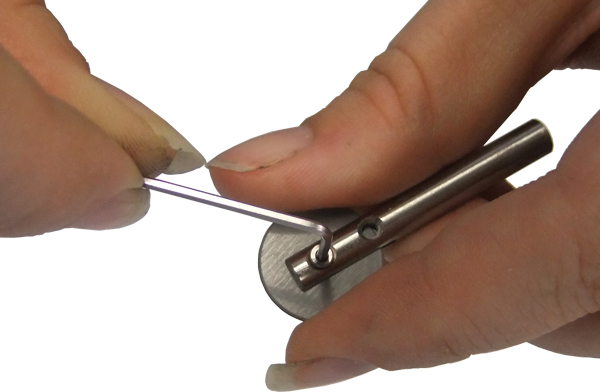 ZST2095_Anwendung_cylinder_test_disc_steel_allen_key_600 ZST2095_Anwendung_cylinder_test_disc_steel_allen_key_600